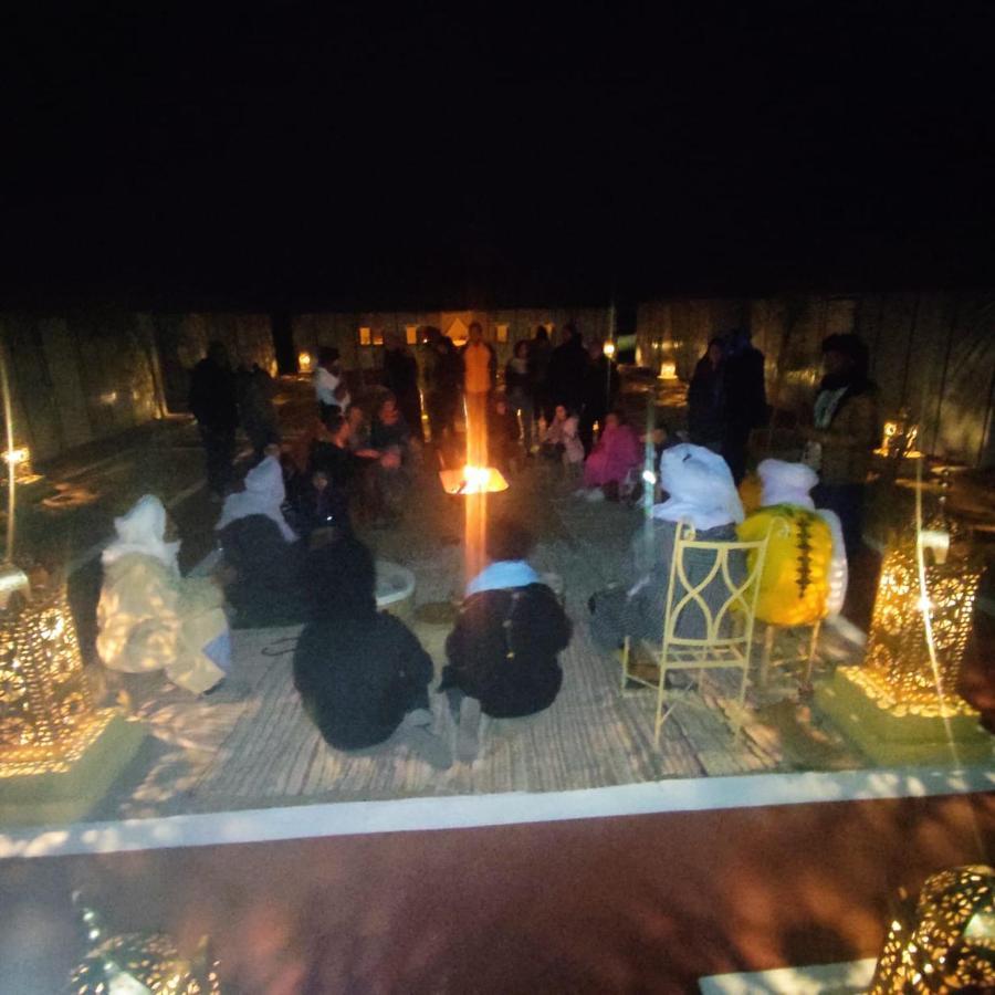 ホテル Tafouyte Luxury Camp メルズーガ エクステリア 写真