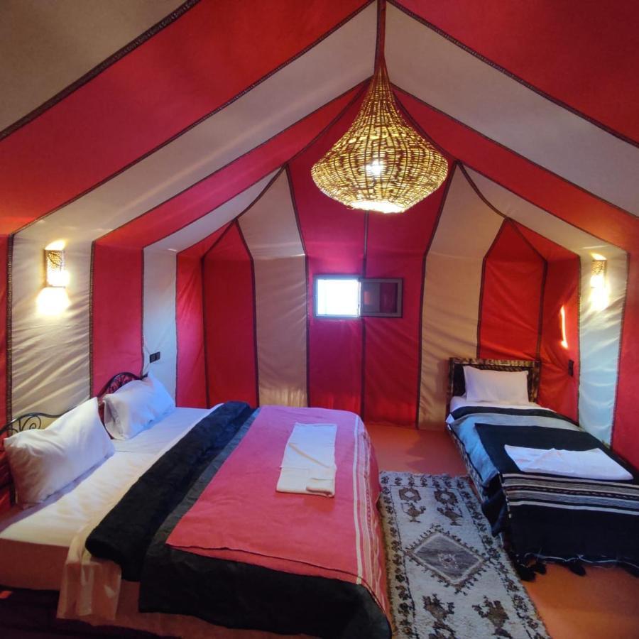 ホテル Tafouyte Luxury Camp メルズーガ エクステリア 写真