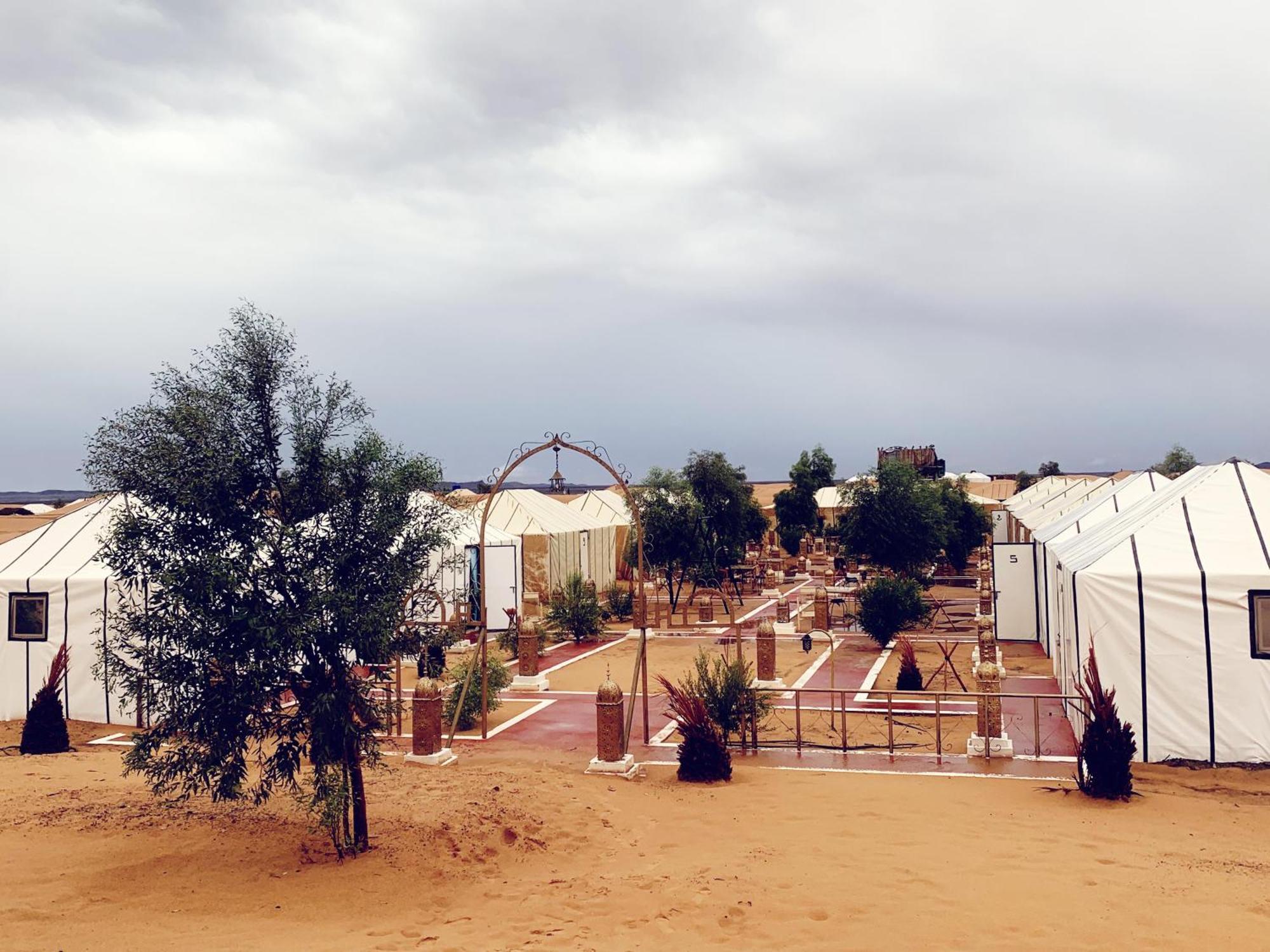 ホテル Tafouyte Luxury Camp メルズーガ エクステリア 写真